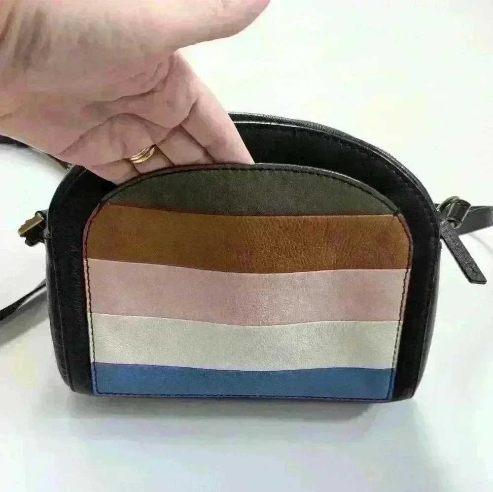Fossil Chelsea Navy Rainbow Striped Leather Crossbody Bag Purse.